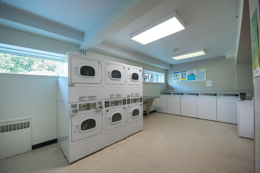 Université Laval - Residence Services - Laundry