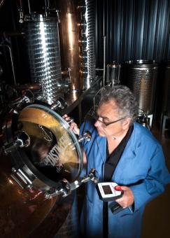 Vinaigrerie - Distillerie - Ferme Du Capitaine - Vincent à la Distillerie